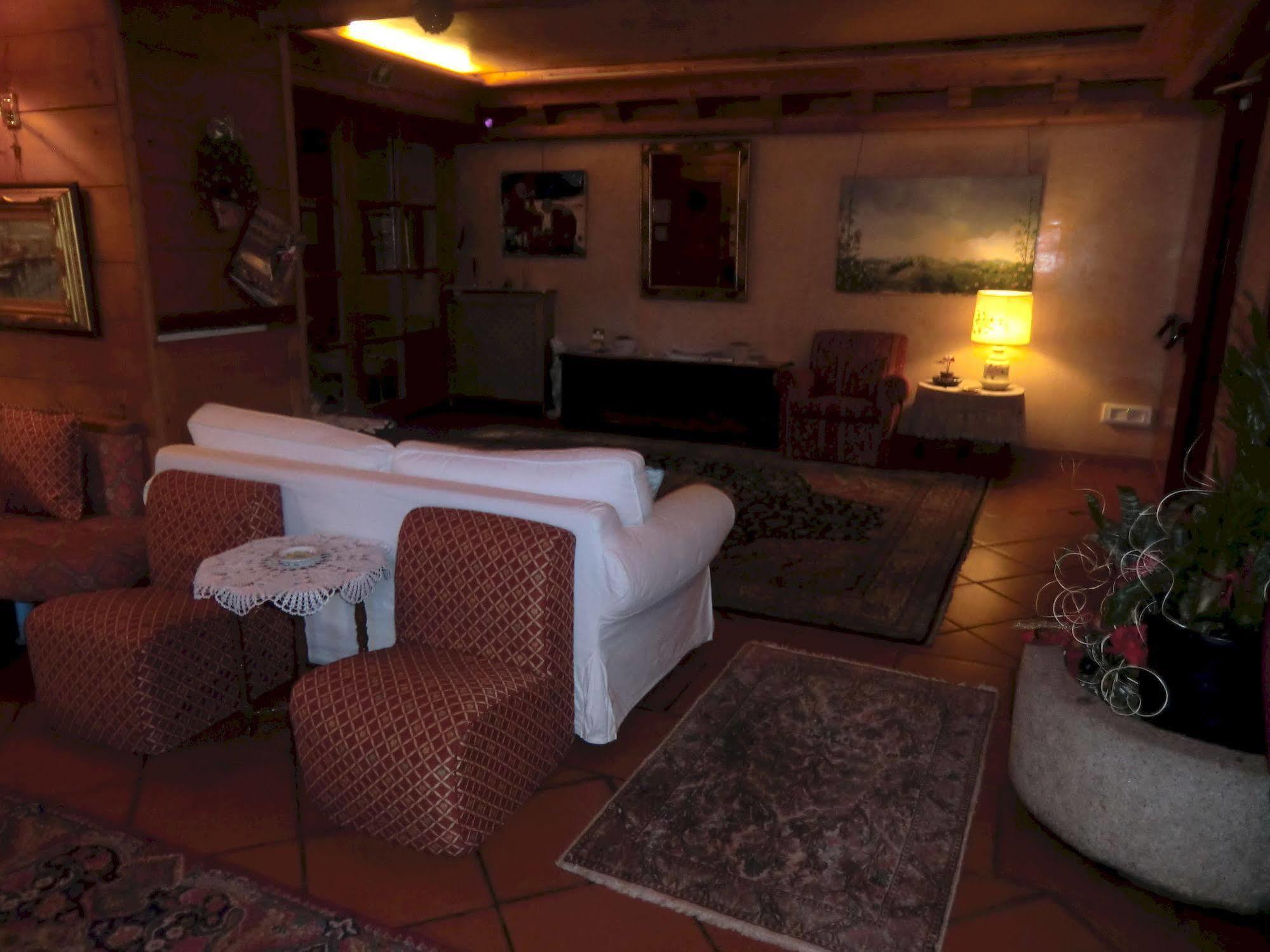 Hotel Alemagna サン・ヴィート・ディ・カドーレ エクステリア 写真
