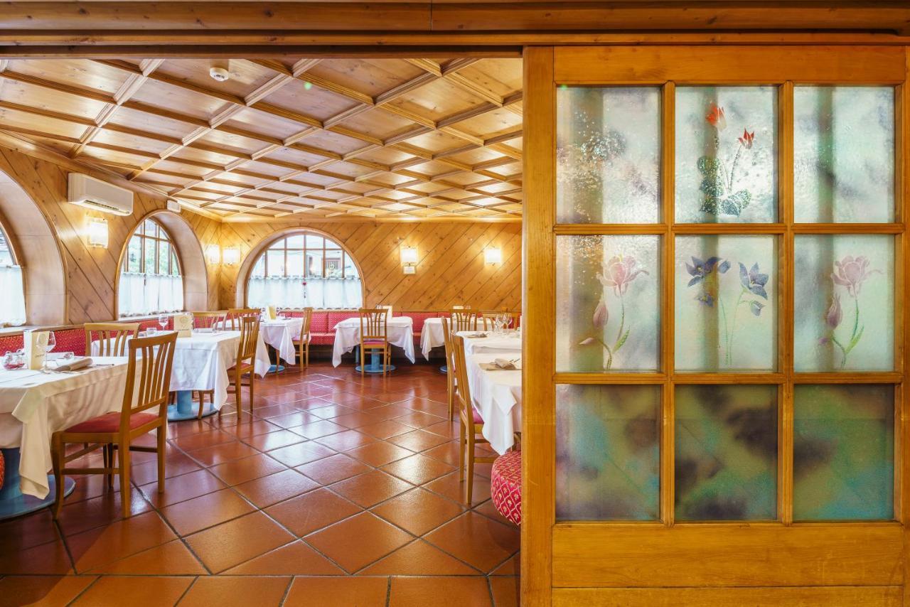Hotel Alemagna サン・ヴィート・ディ・カドーレ エクステリア 写真